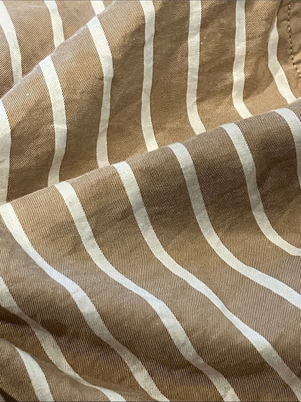 Everlane Tan and White Striped Button-Down Shirt - Picture 4 of 4